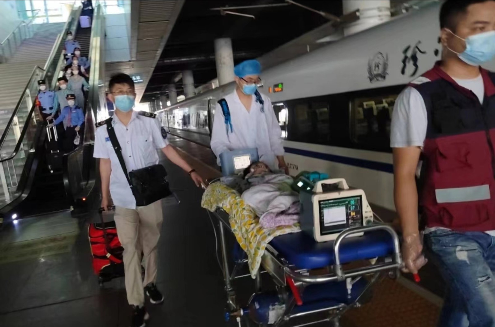 嵊州市高铁转运公司